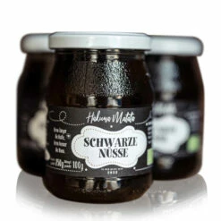 Titelseite 7 Schwarze Nüsse